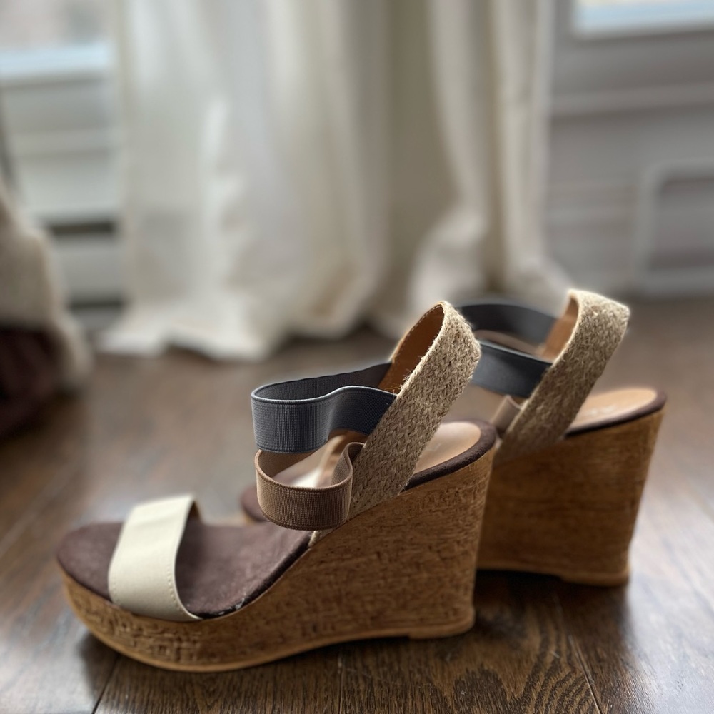 Cork Wedges